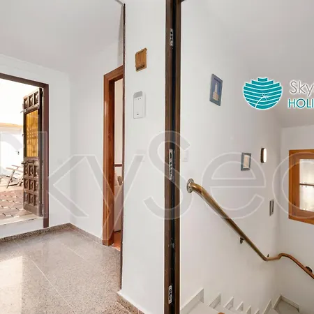 Casa Tipica Malaguena Con Patio En El Centro Holiday home Malaga